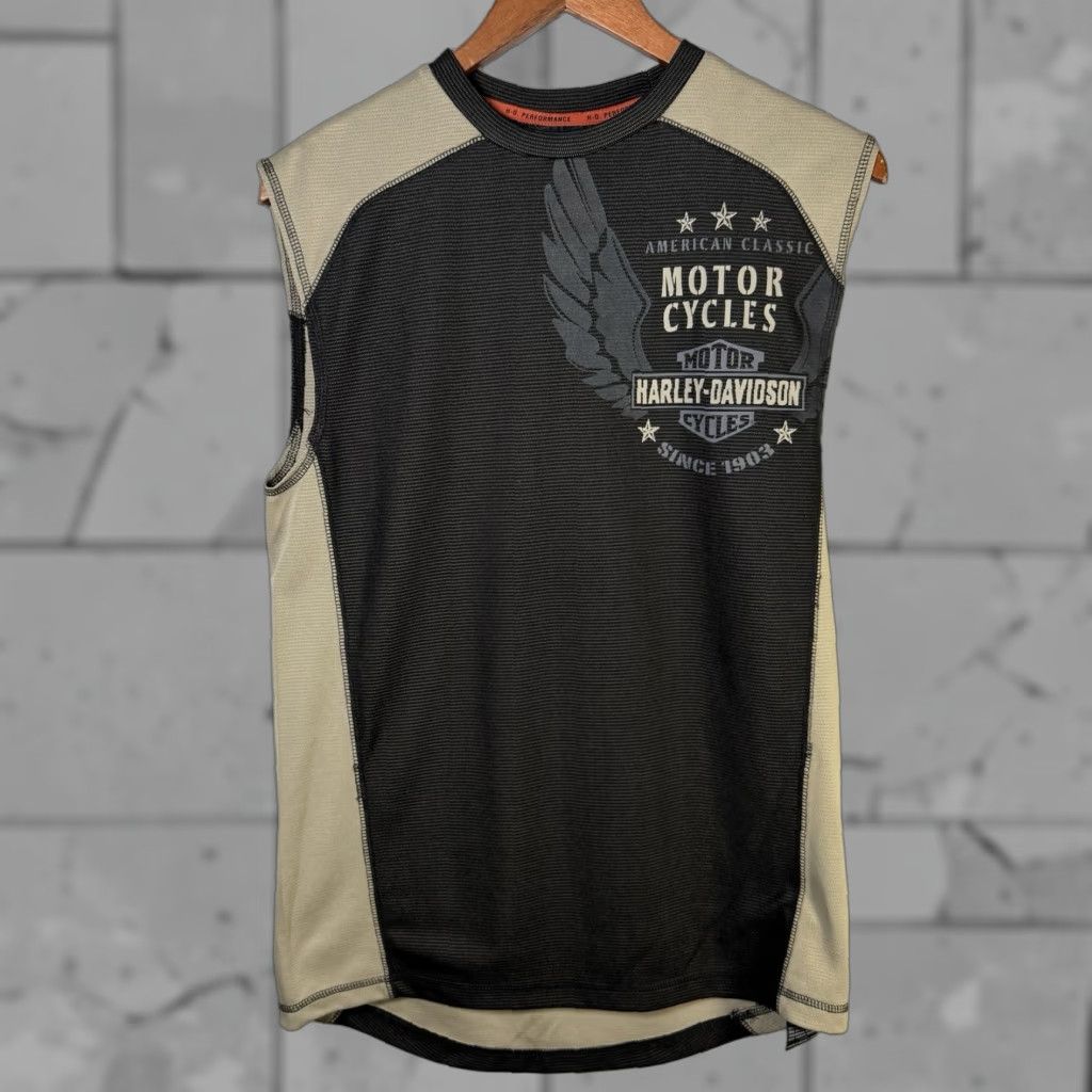 Harley Davidson VINTAGE Harley-Davidson Black Sleeveless T-Shirt Mens S Polyester Motorcycle Shirt 100% Black Motorcycle Theme Mens S Size US S / EU 44-46 / 1 - 1 Thumbnail