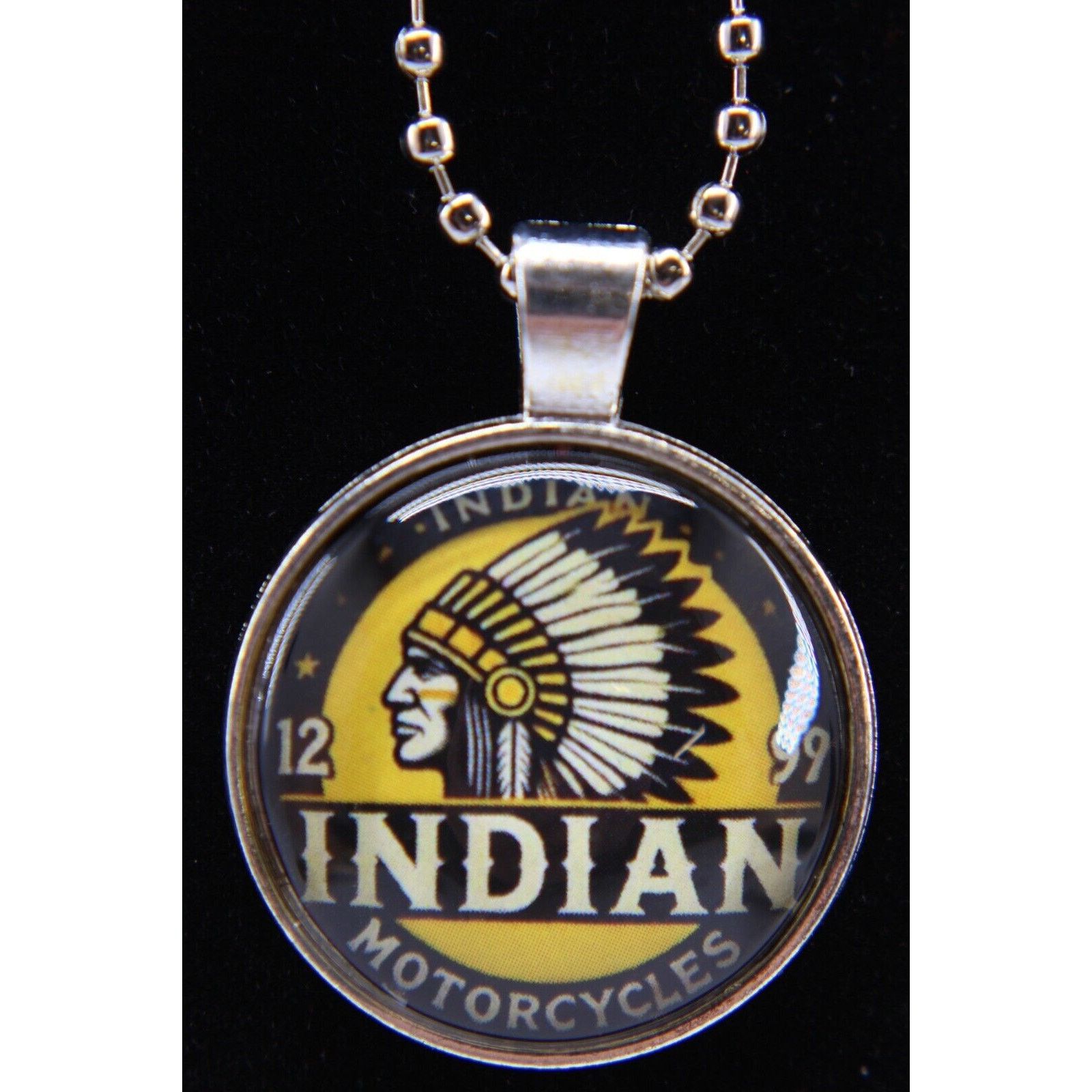 Other Indian Motorcycle Chief In Headdress Keychain Keyring Fob Size ONE SIZE - 4 Thumbnail