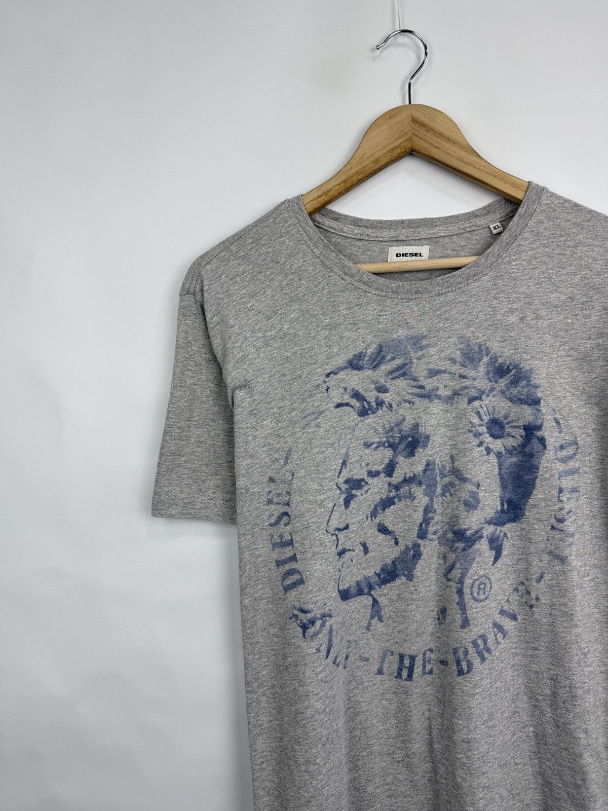 Diesel 🇺🇸 Vintage Diesel Punk Rock Man Y2K T-Shirt Rare Retro Hype Size US XL / EU 56 / 4 - 2 Thumbnail