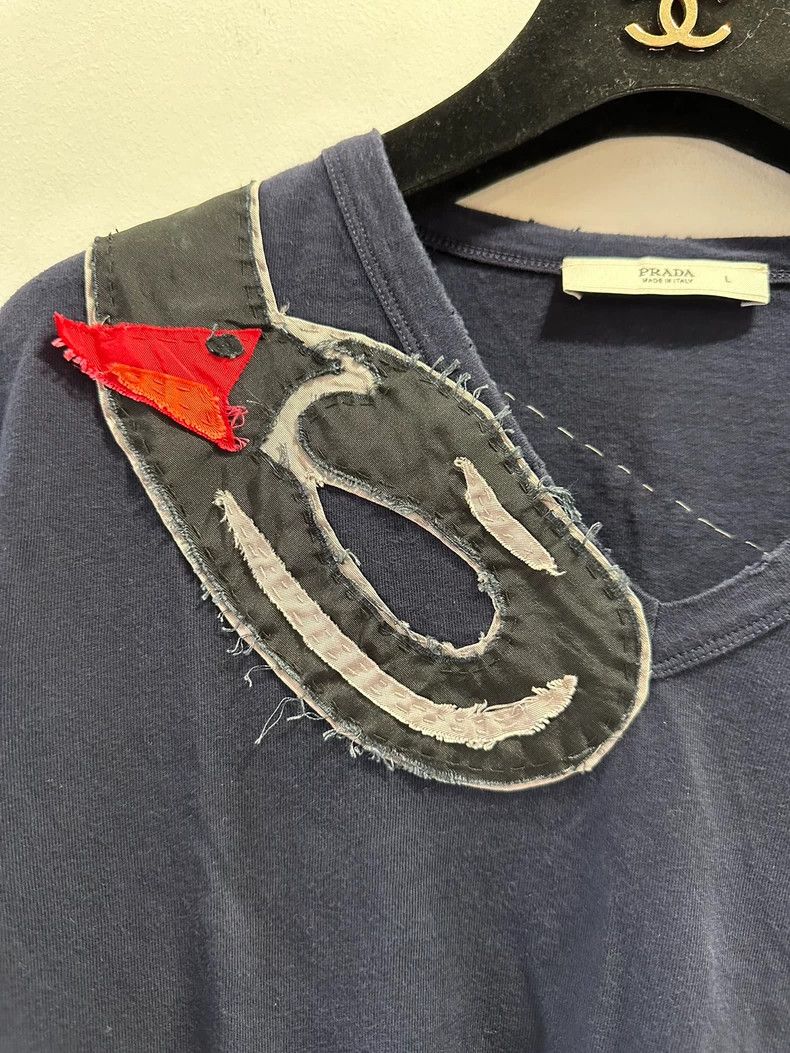 Prada Prada Neck animal logo dark blue women's V-neck short sleev Size L / US 10 / IT 46 - 3 Thumbnail