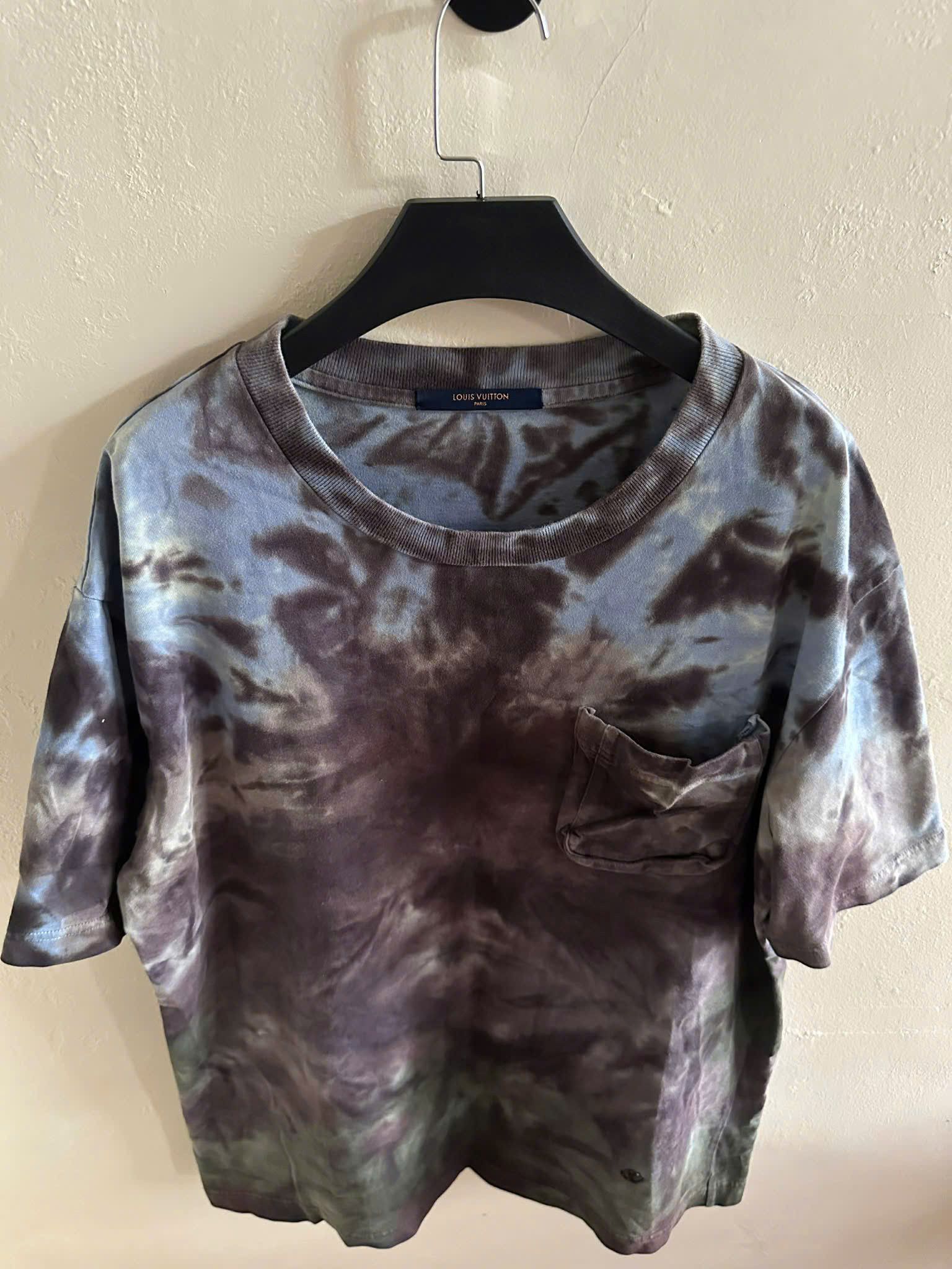 Louis Vuitton LOUIS VUITTON T SHIRT Size US M / EU 48-50 / 2 - 4 Thumbnail