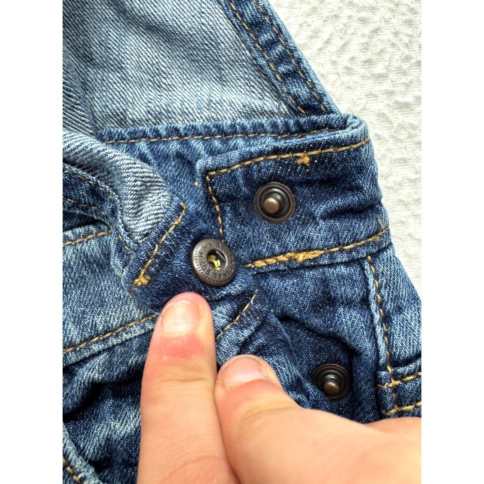 Gap Gap Denim Overalls L Regular Blue Distressed Jeans Made In Bangladesh #7989 Size US 33 - 3 Thumbnail