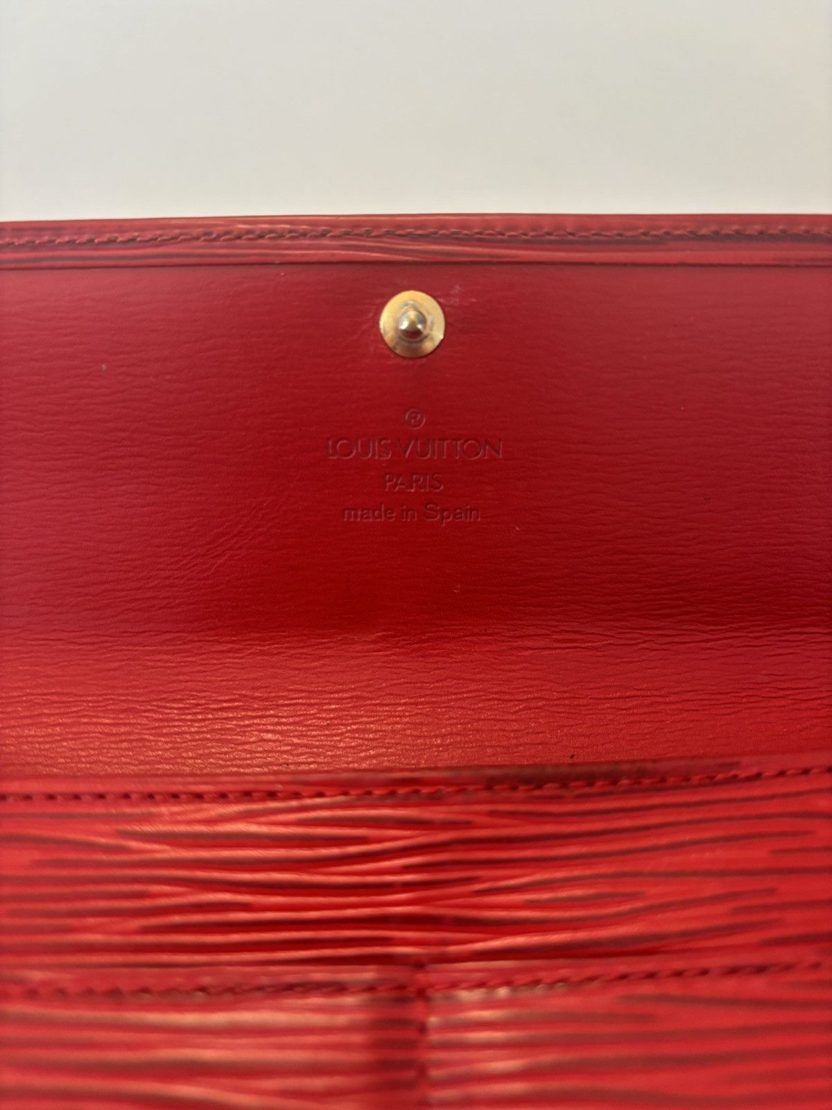 Louis Vuitton Louis Vuitton Long Epi Wallet Size ONE SIZE - 6 Thumbnail