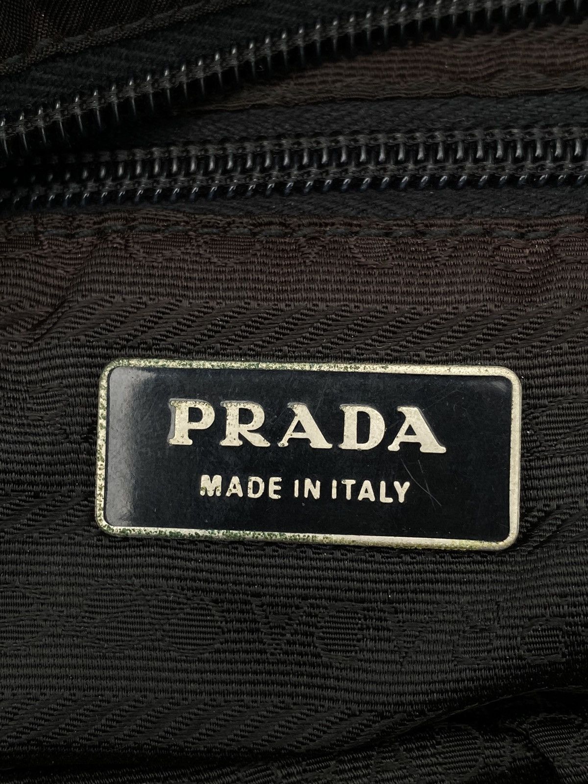 Prada PRADA BLACK LARGE NYLON MESSENGER CROSSBODY BAG Size ONE SIZE - 9 Thumbnail