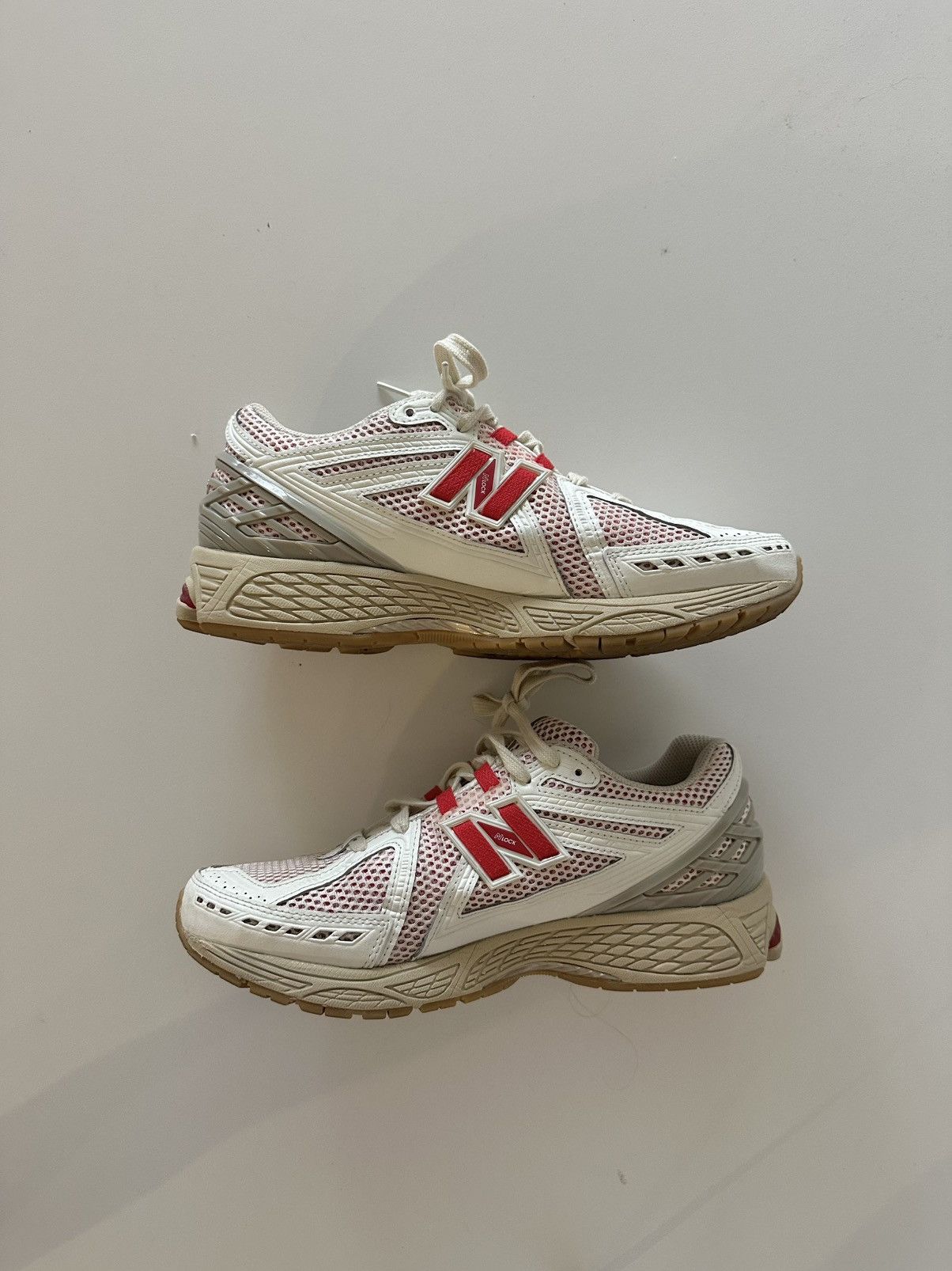 New Balance New Balance 1906R Sea Salt True Red 2022 M1906RO Size US 10 / EU 43 - 3 Thumbnail