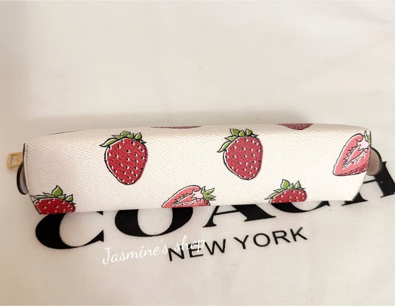 Coach NWT Coach Pencil Case With Strawberry Print CAP08 Size ONE SIZE - 3 Thumbnail