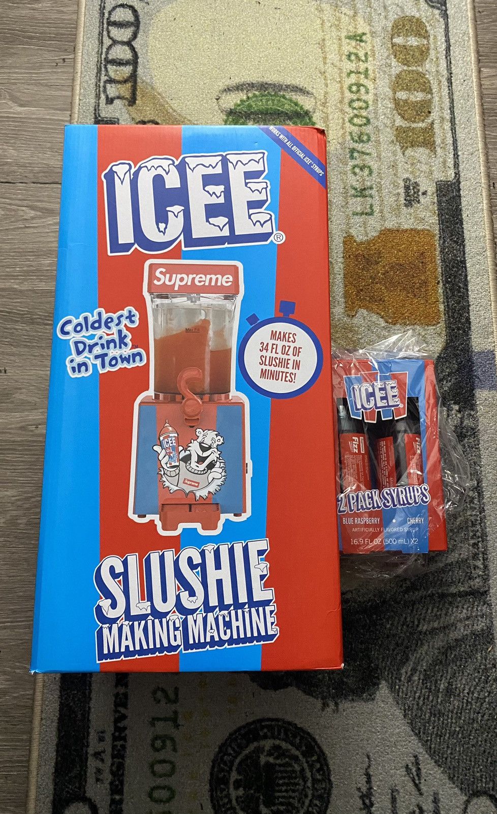 Supreme Supreme ICEE Slushie Machine Red Size ONE SIZE - 1 Thumbnail