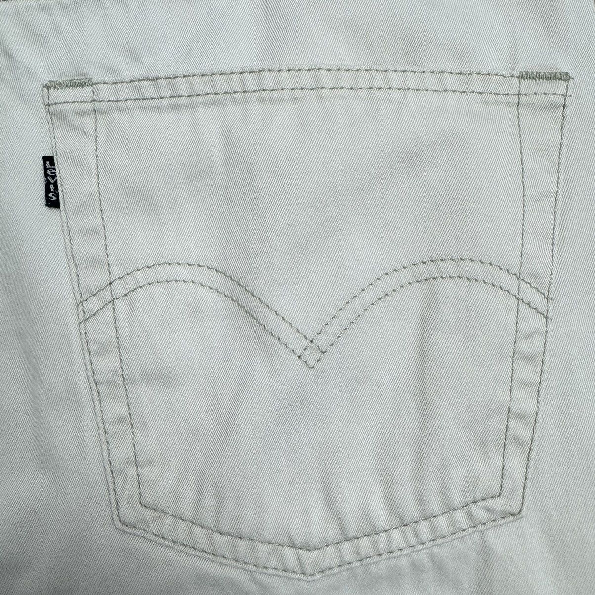 Levi's Vintage Levi’s Black Tab 1994 Cropped White Shorts Size US 36 / EU 52 - 13 Thumbnail