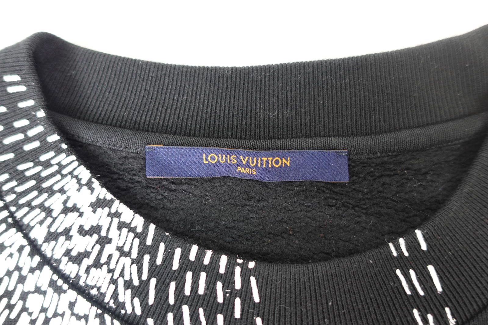 Louis Vuitton Louis Vuitton Flower Print Sweatshirt in Black Size ONE SIZE - 6 Thumbnail