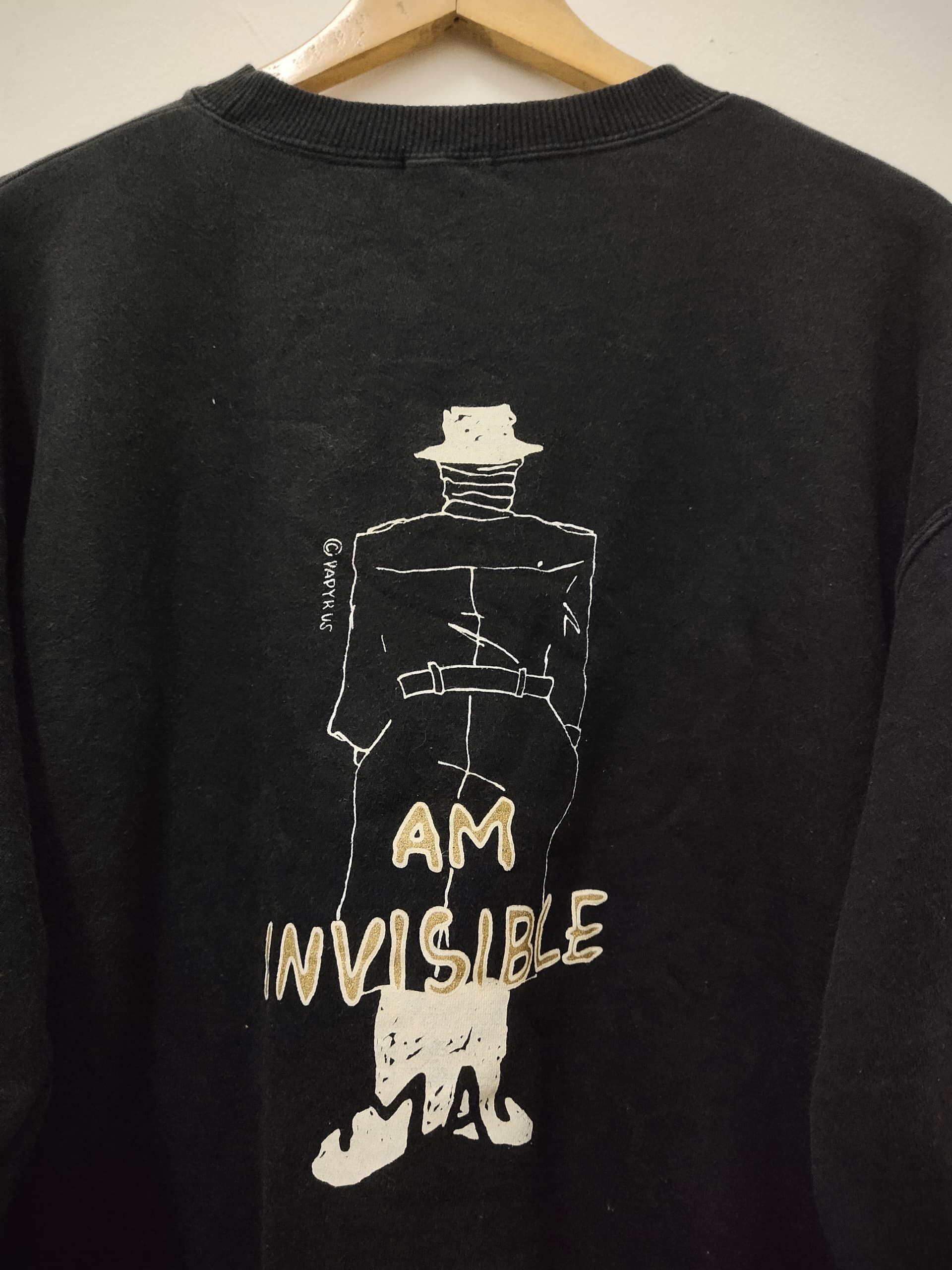 Vintage VTG 90s The Invisible Man Movie cartoon series crewneck Size US L / EU 52-54 / 3 - 6 Thumbnail
