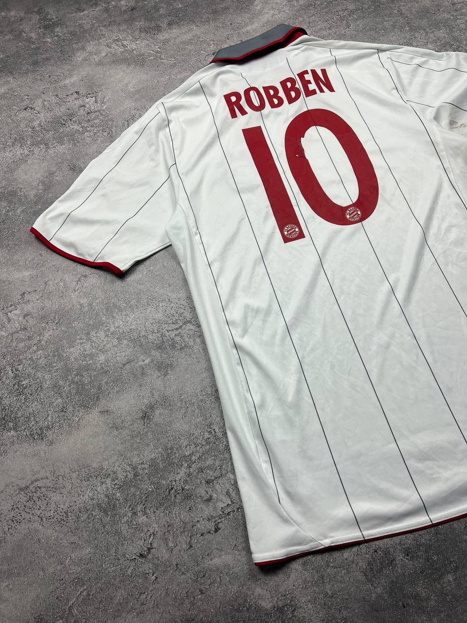 Adidas Bayern Munchen 2009/10 Robben Home Jersey Size US L / EU 52-54 / 3 - 11 Thumbnail