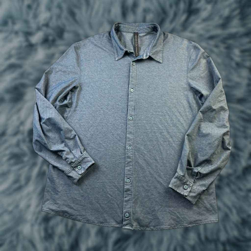 Lululemon Lululemon Shirt Mens XL Blue Button Up Collared Long Sleeve Cotton Cotton Blend Logo Embroidered Button Up Size US XL / EU 56 / 4 - 1 Thumbnail