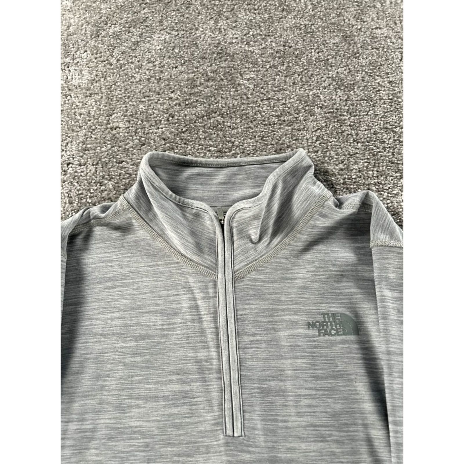 The North Face The North Face Sweater Womens Medium Gray Quarter Zip Size M / US 6-8 / IT 42-44 - 2 Thumbnail