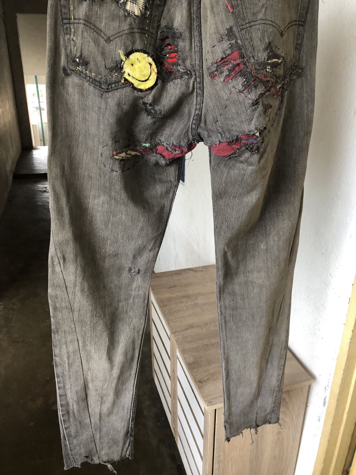 Levi's Rare❗️Vintage 90s Levis 501 Distressed Multi Patches Jeans Size US 32 / EU 48 - 12 Thumbnail