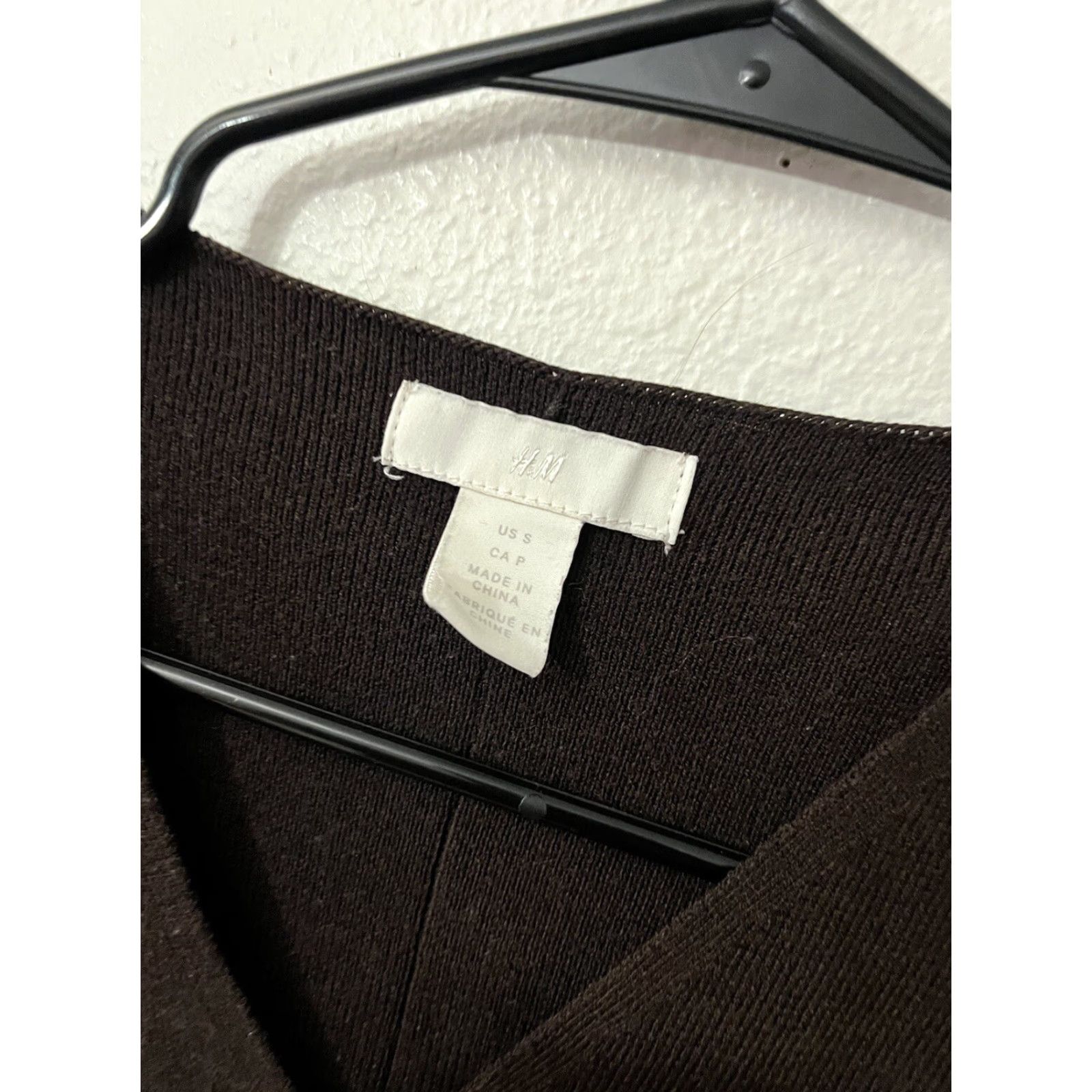 H&M Yes - H&M Brown V Neck Pullover Size Small Polyester Blend Women Size S / US 4 / IT 40 - 3 Thumbnail