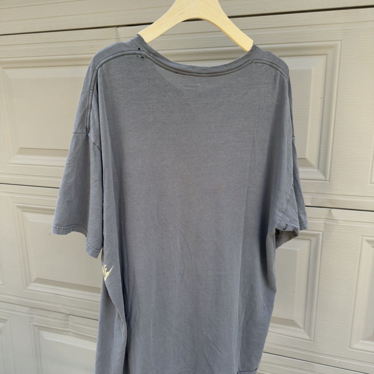 Vintage Nike Thrashed Faded Stained Distressed Grunge Tee ERD Chrome Size US XXL / EU 58 / 5 - 6 Thumbnail