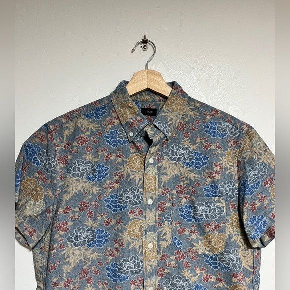 J.Crew J.Crew Floral Print Short Sleeve Shirt - Approx Size M Size US M / EU 48-50 / 2 - 4 Thumbnail