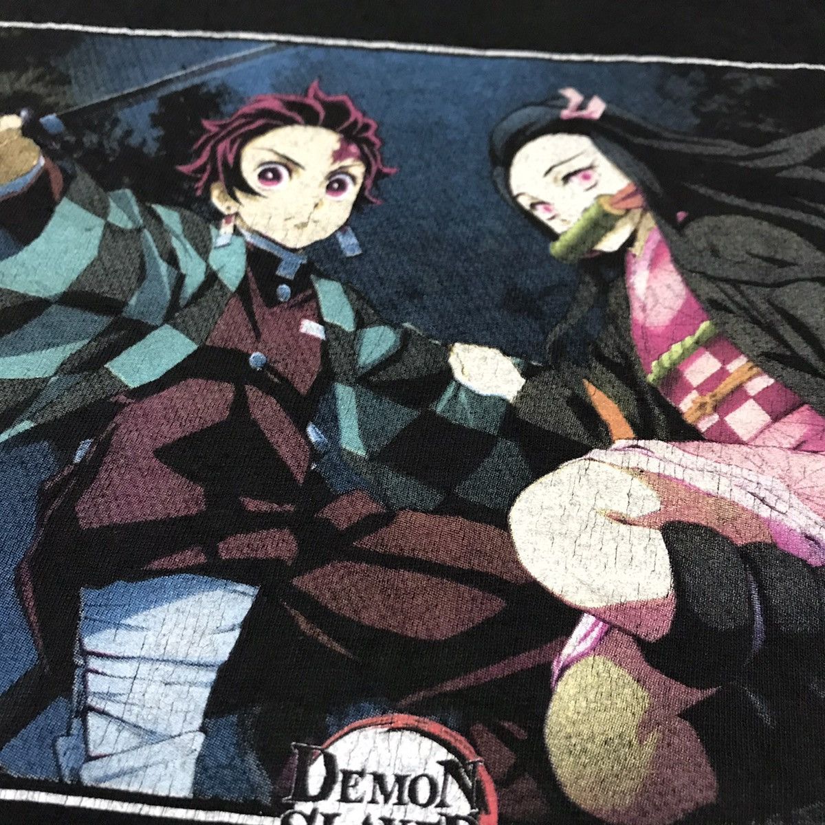 Anime VINTAGE DEMON SLAYER ANIME TSHIRT Size US XL / EU 56 / 4 - 11 Thumbnail