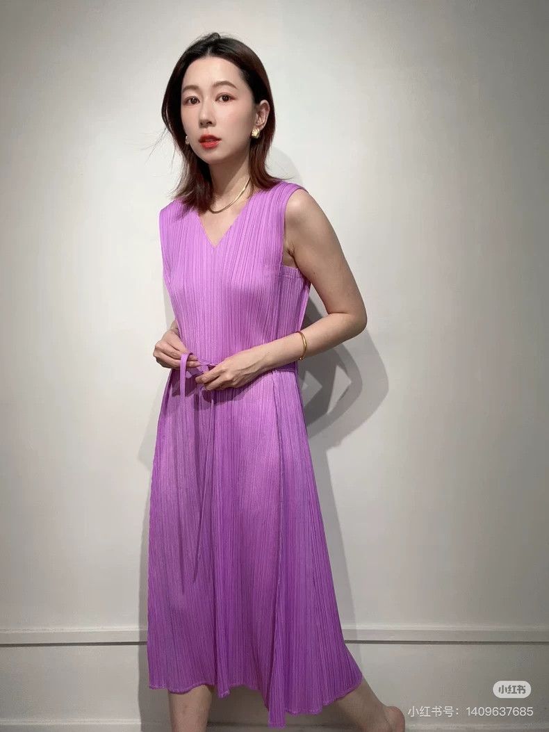 Issey Miyake Issey Miyake size:2 Pinkish-purple pleated dress Size S / US 4 / IT 40 - 8 Thumbnail