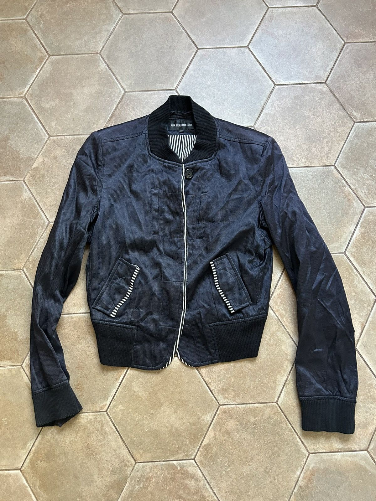 Ann Demeulemeester Ann Demeulemeester Blazer Cropped Size M / US 6-8 / IT 42-44 - 1 Thumbnail