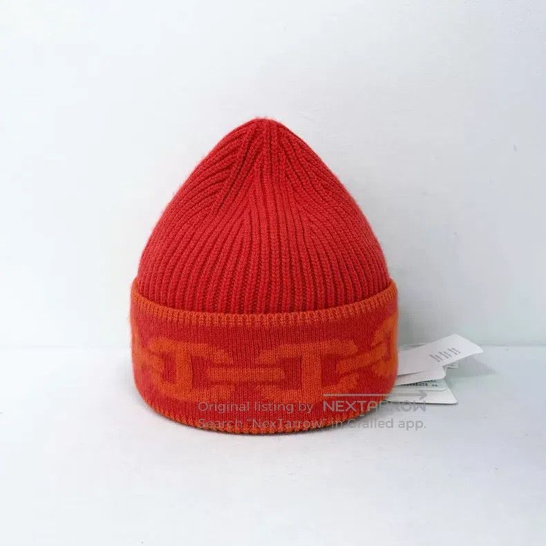 Hermes Hermes size 58 Tangerine Colored Cashmere Beanie Size ONE SIZE - 1 Thumbnail