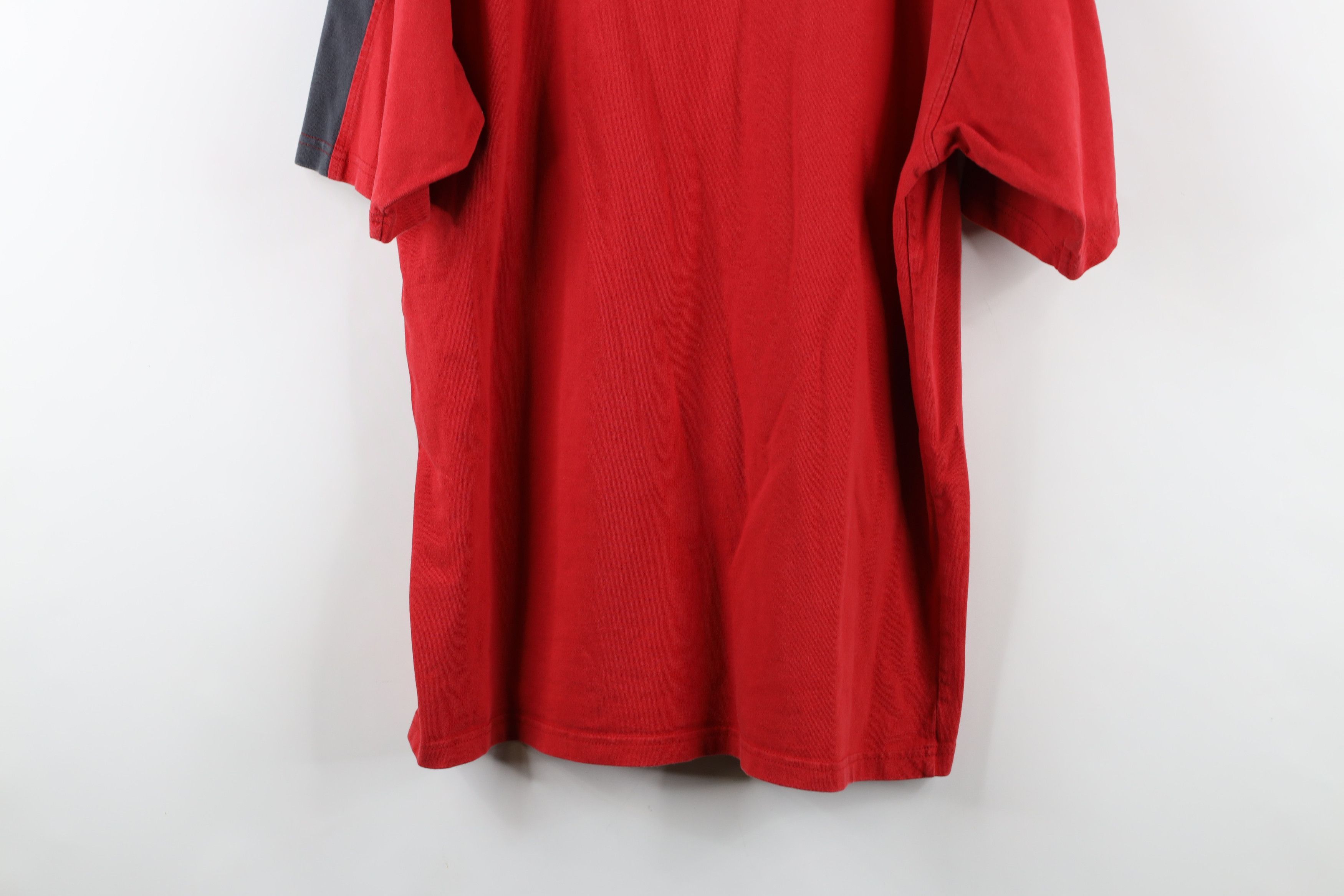 Nike × Vintage Vintage 90s Y2K Nike Travis Scott Center Swoosh T-Shirt Red Size US L / EU 52-54 / 3 - 13 Thumbnail