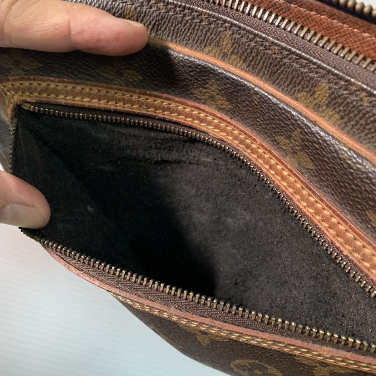 Louis Vuitton Louis Vuitton Marly Clutch Bag Size ONE SIZE - 17 Thumbnail