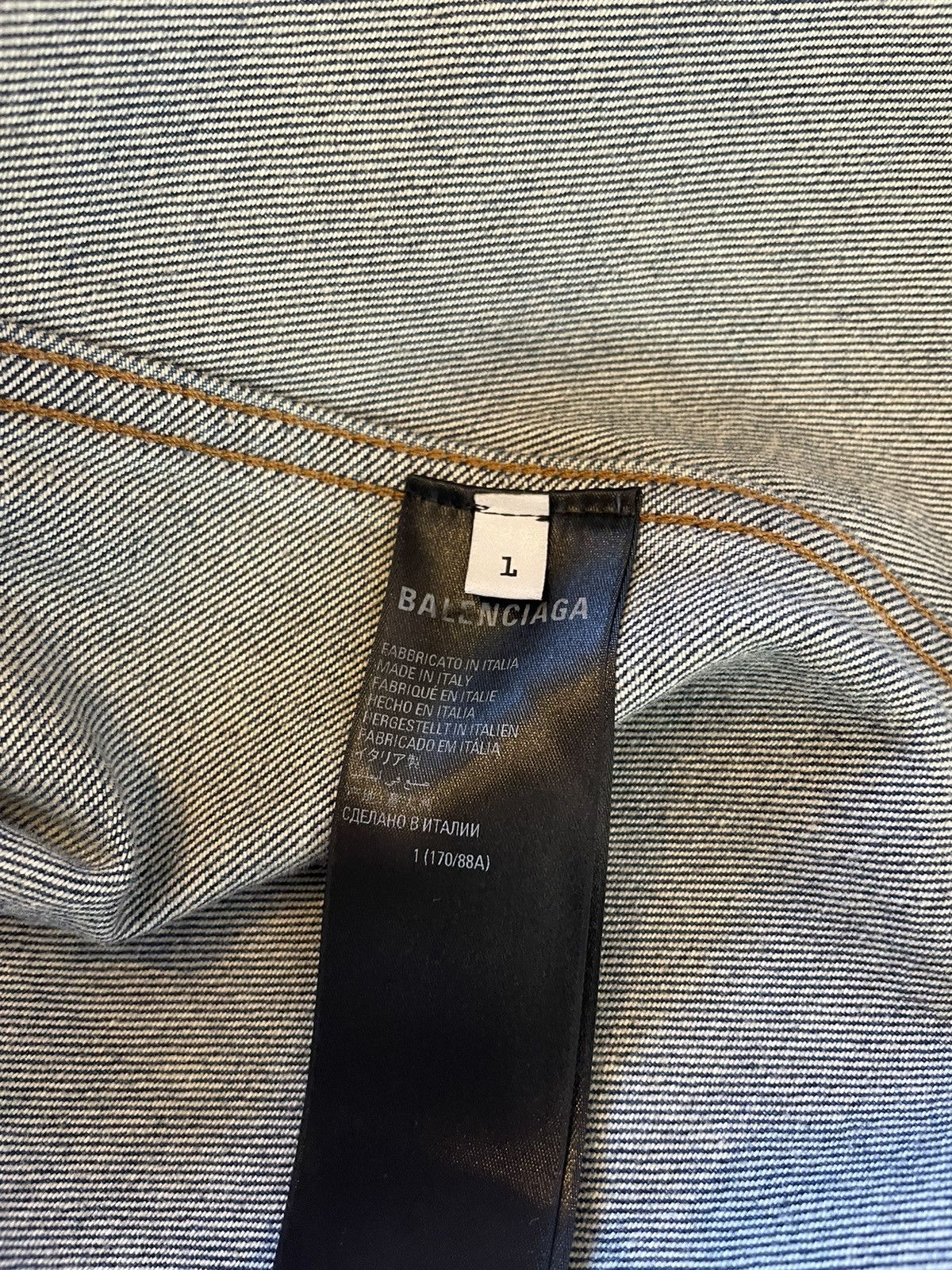 Balenciaga 🔥 SS22 Balenciaga Distressed Grafitti Denim Jacket Size US XL / EU 56 / 4 - 11 Thumbnail