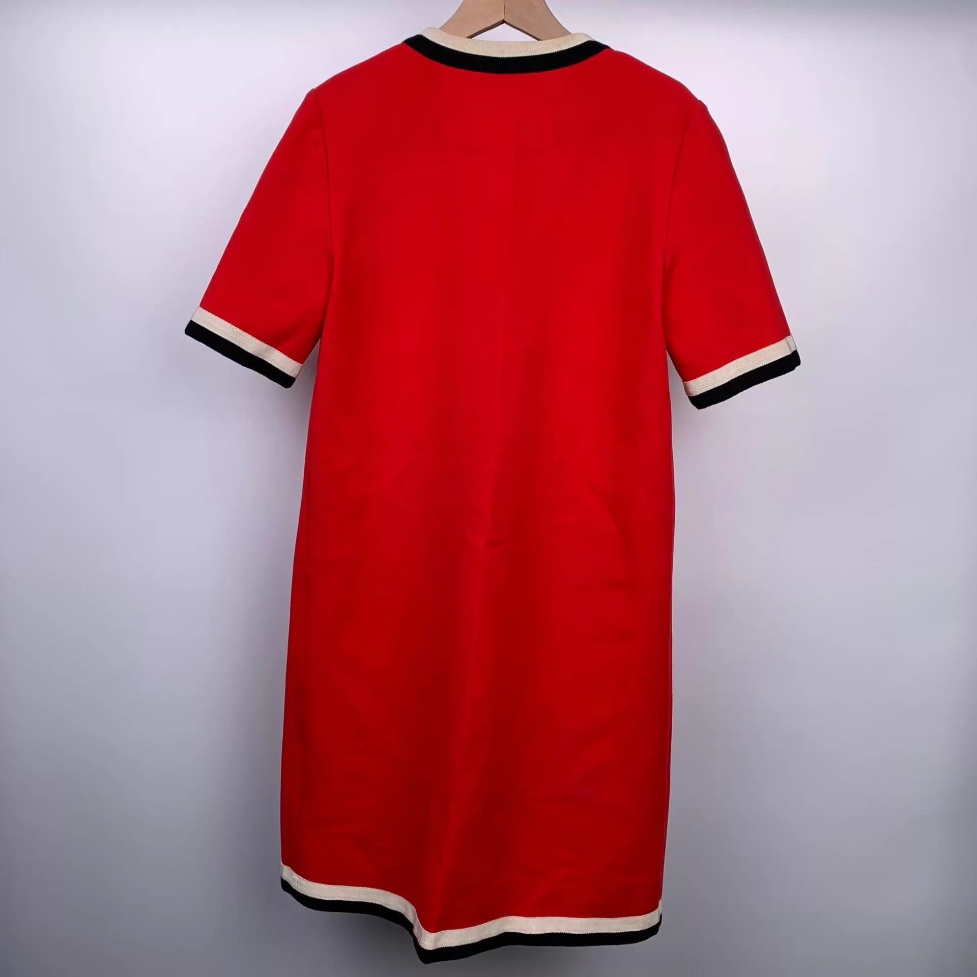 Gucci GUCCI women's Red Short-Sleeve Dress M Size M / US 6-8 / IT 42-44 - 2 Thumbnail