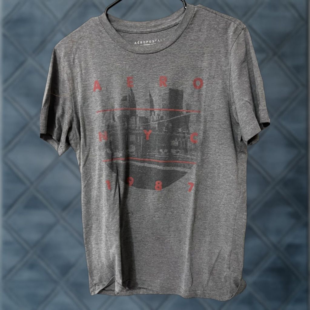 Vintage Aéropostale Men's Graphic Polka Dot T-Shirt, Gray, Medium, Crew Neck, USA Theme Size US M / EU 48-50 / 2 - 1 Thumbnail