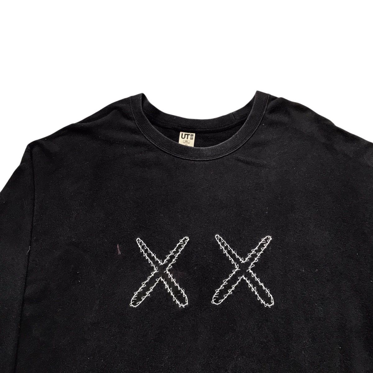Japanese Brand × Kaws × Uniqlo Uniqlo X Kaws Sesame Street crewneck Size US XXL / EU 58 / 5 - 8 Thumbnail