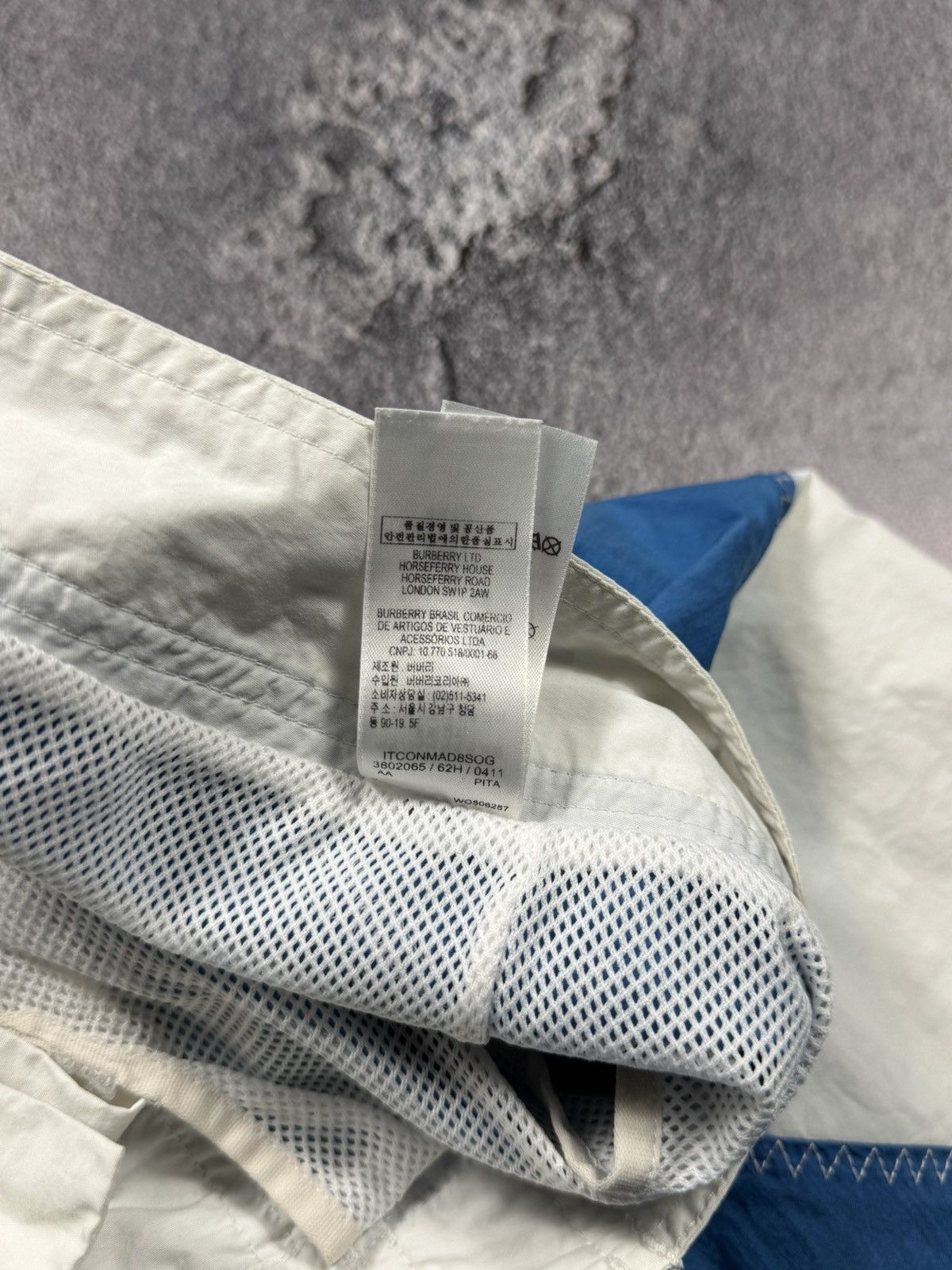 Burberry Burberry Sport Color-Block Board Shorts — Made in Italy Size US 34 / EU 50 - 5 Thumbnail