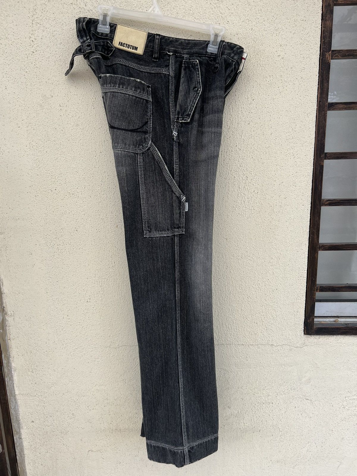 FACTOTUM Vintage Factotum Japan Distressed Fade Denim Work Pant Size US 30 / EU 46 - 22 Thumbnail