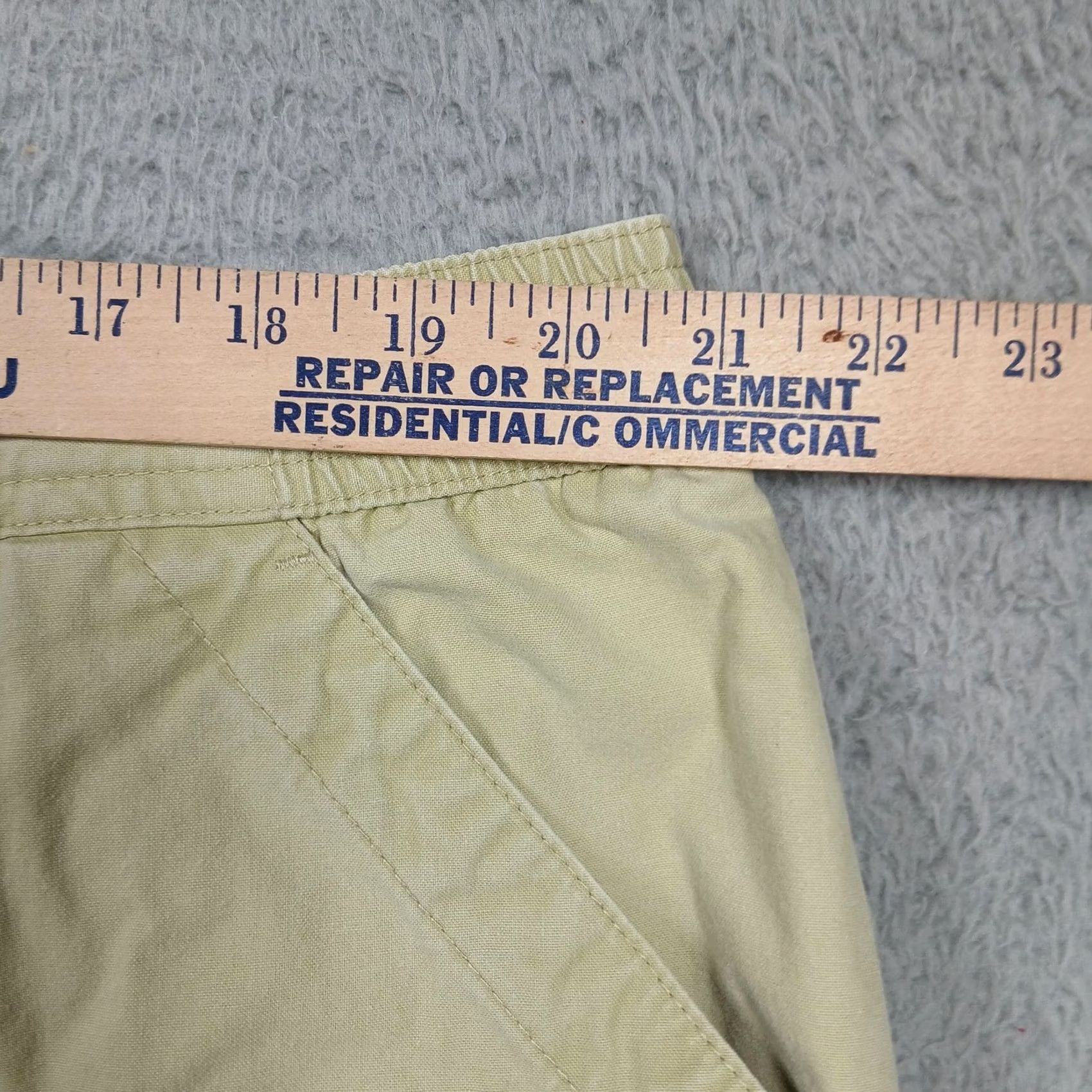 Vintage LL Bean Shorts Mens 44 Khaki Comfort Waist Cargo Pockets Cotton Hiking Outdoors Size US 44 / EU 60 - 5 Thumbnail