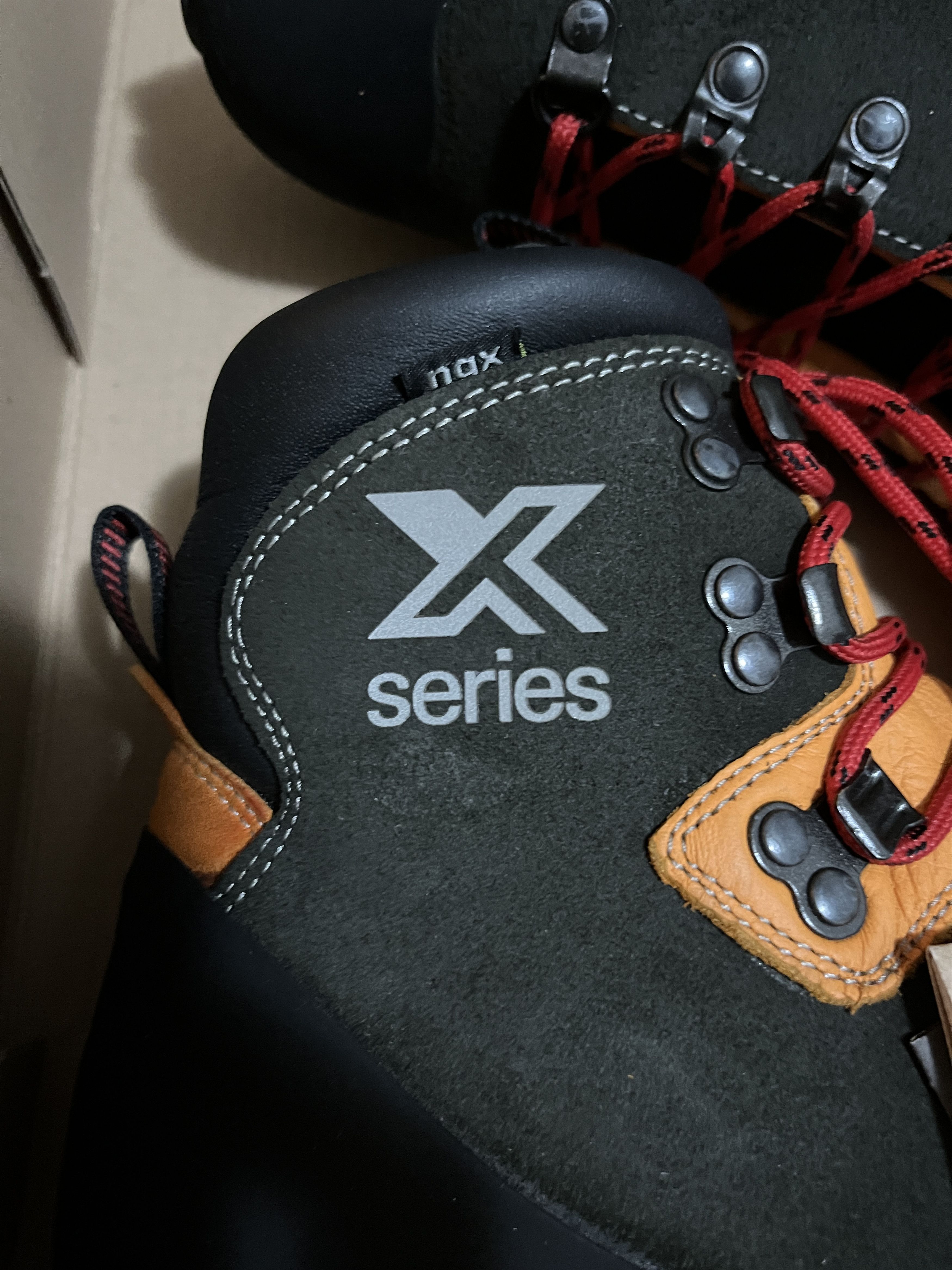 Kathmandu × Vibram XT Fitzgerald NGX Mountaineering Boots Made In Italy Size US 9 / EU 42 - 10 Thumbnail