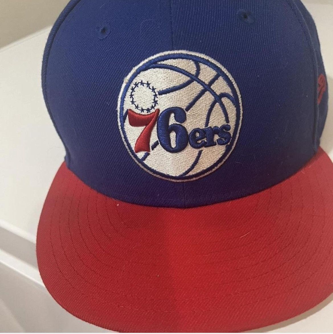 New Era Red and blue 76ers new era fitted Size ONE SIZE - 1 Thumbnail