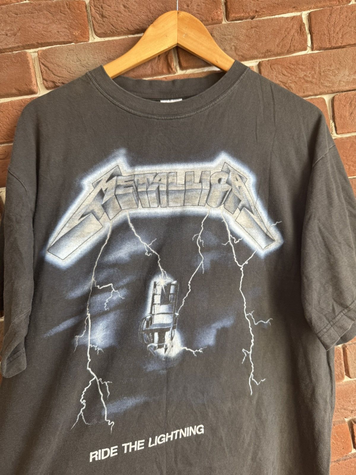 Band Tees Metallica Ride The Lightning Metal Band 90s Vintage T-Shirt Size US L / EU 52-54 / 3 - 4 Thumbnail