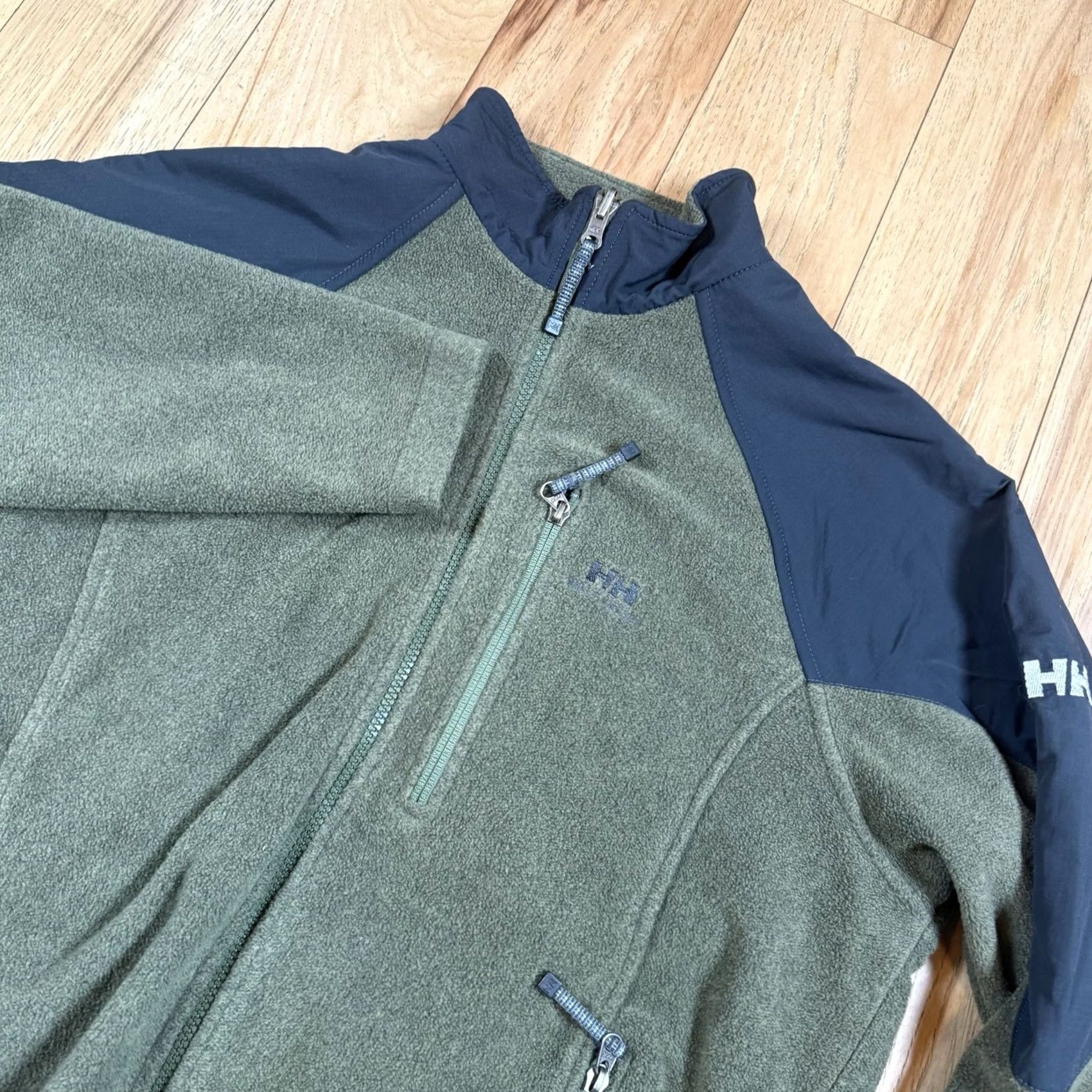 Helly Hansen Helly Hansen Sweatshirt Mens M Full Zip Fleece Multicolor Sweatshirt Medium Full Zip Mens Size US M / EU 48-50 / 2 - 2 Thumbnail