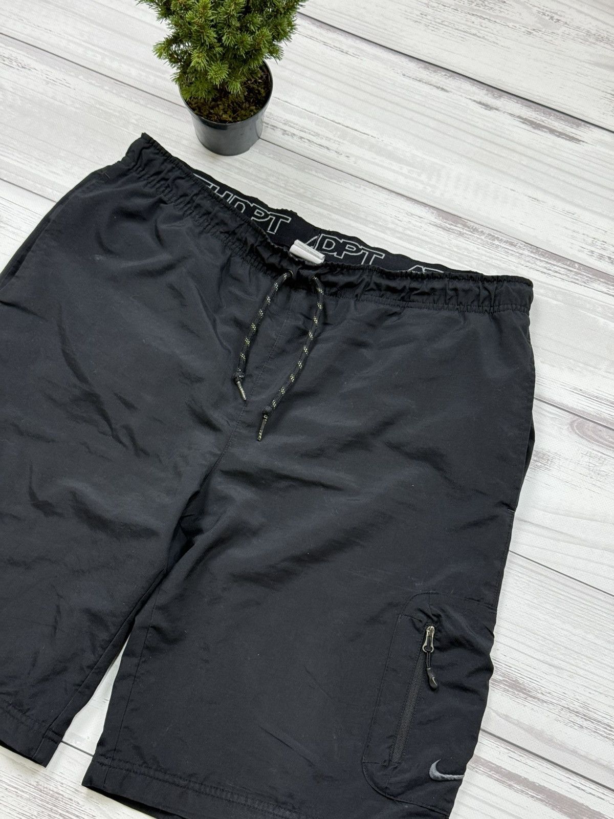 Nike nike vintage nylon shorts Size US 32 / EU 48 - 2 Thumbnail