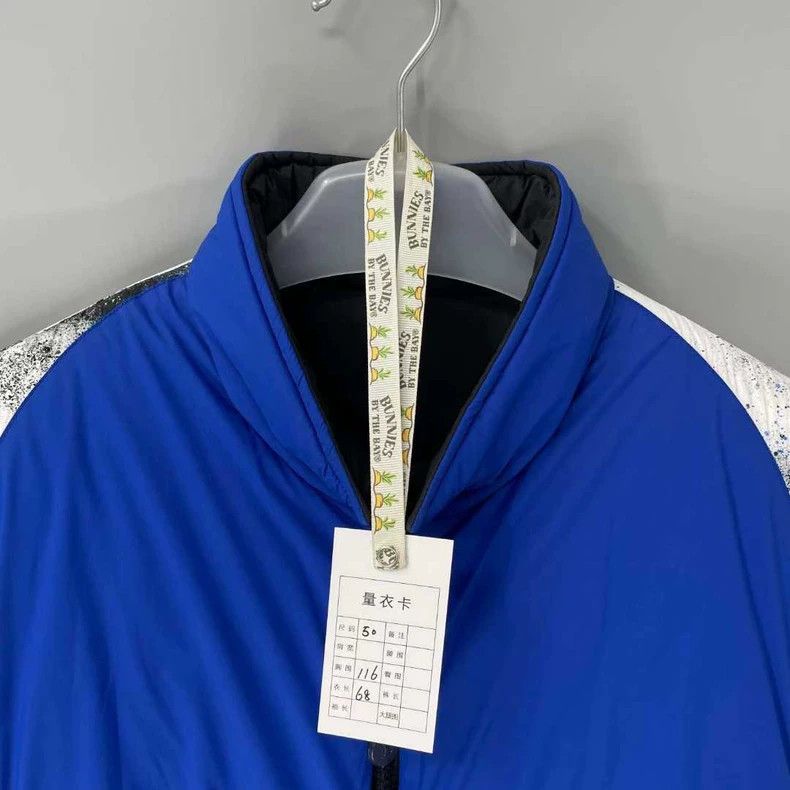 Louis Vuitton Louis Vuitton Walking show star logo double-sided cotton v Size US M / EU 48-50 / 2 - 7 Thumbnail