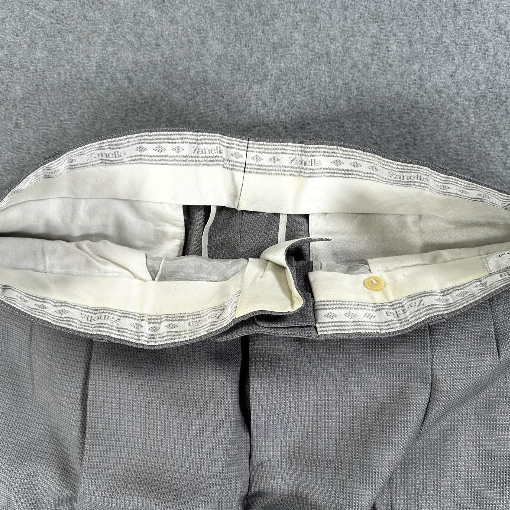 Zanella Zanella Austin Dress Pants Mens 35x28 Gray Check Pleated Cuffed Made In Italy Size US 35 - 5 Thumbnail