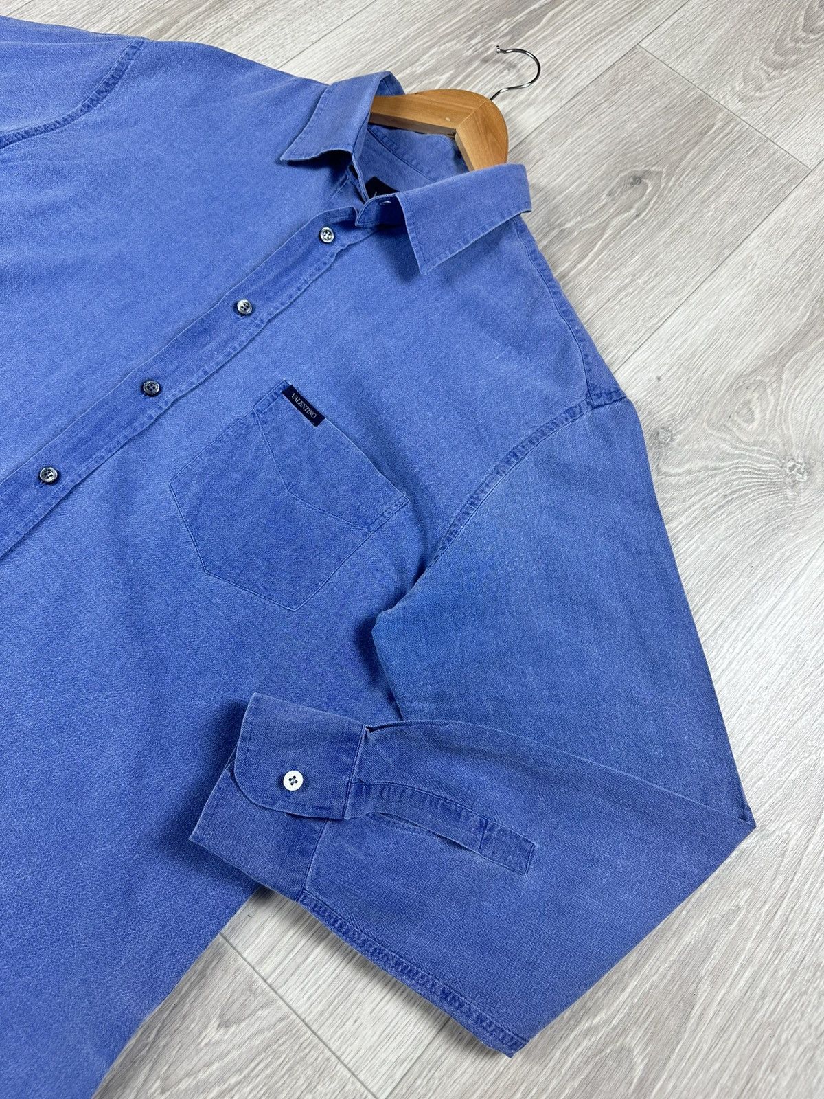 Valentino × Vintage Valentino Shirt Long Sleeve Blue Vintage Size XL Size US XL / EU 56 / 4 - 5 Thumbnail