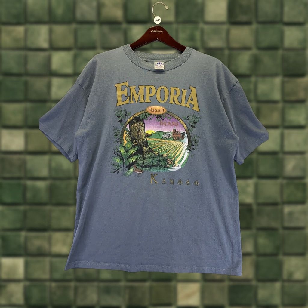 Vintage VINTAGE 1990s Emporia Kansas Graphic Shirt HL Miller Mens XL USA Shirt Mens XL Graphic Kansas Empria? Size US XL / EU 56 / 4 - 1 Thumbnail