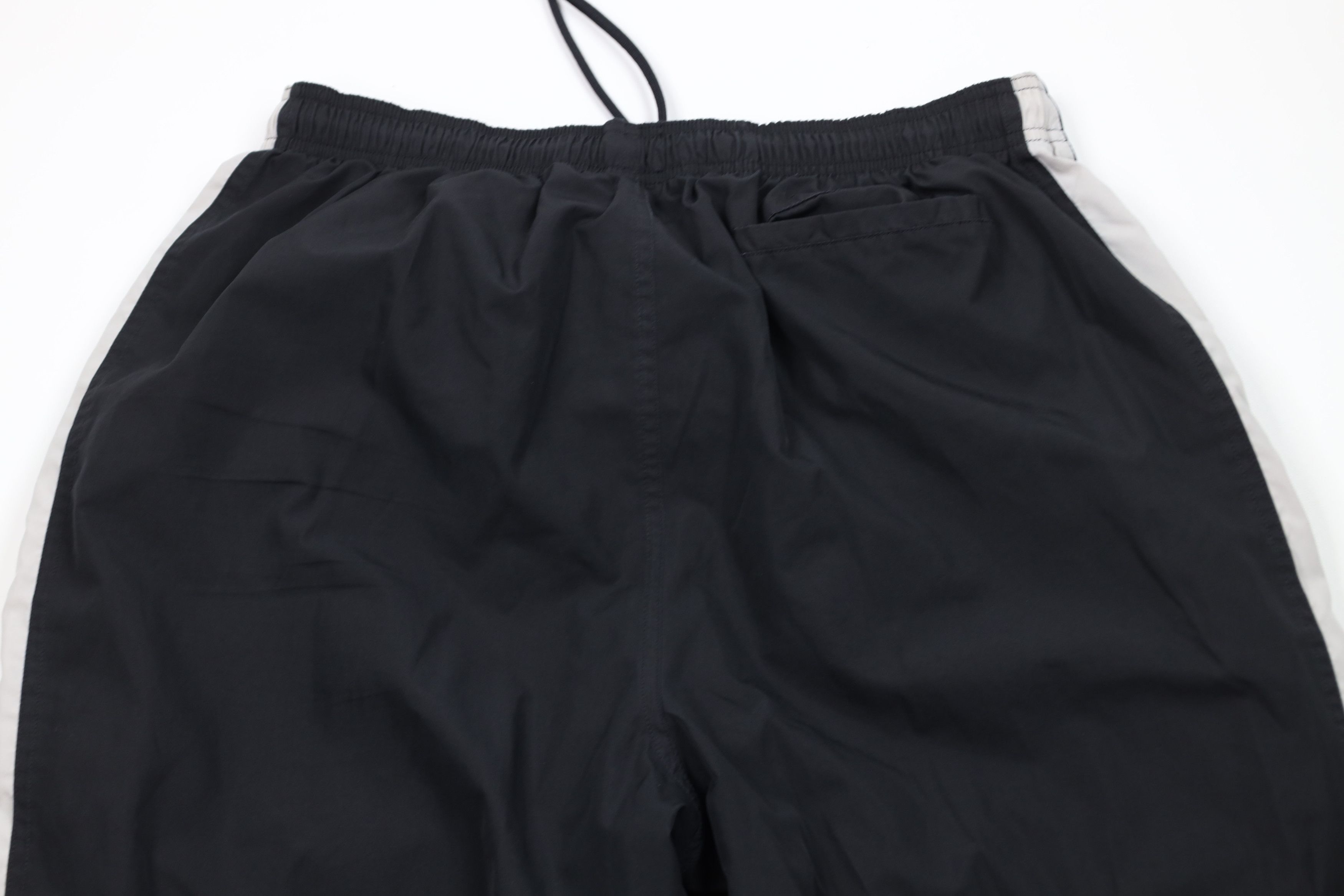 Reebok Vintage Reebok Block Lined Wide Leg Windbreaker Pants Black Size US 38 / EU 54 - 12 Thumbnail