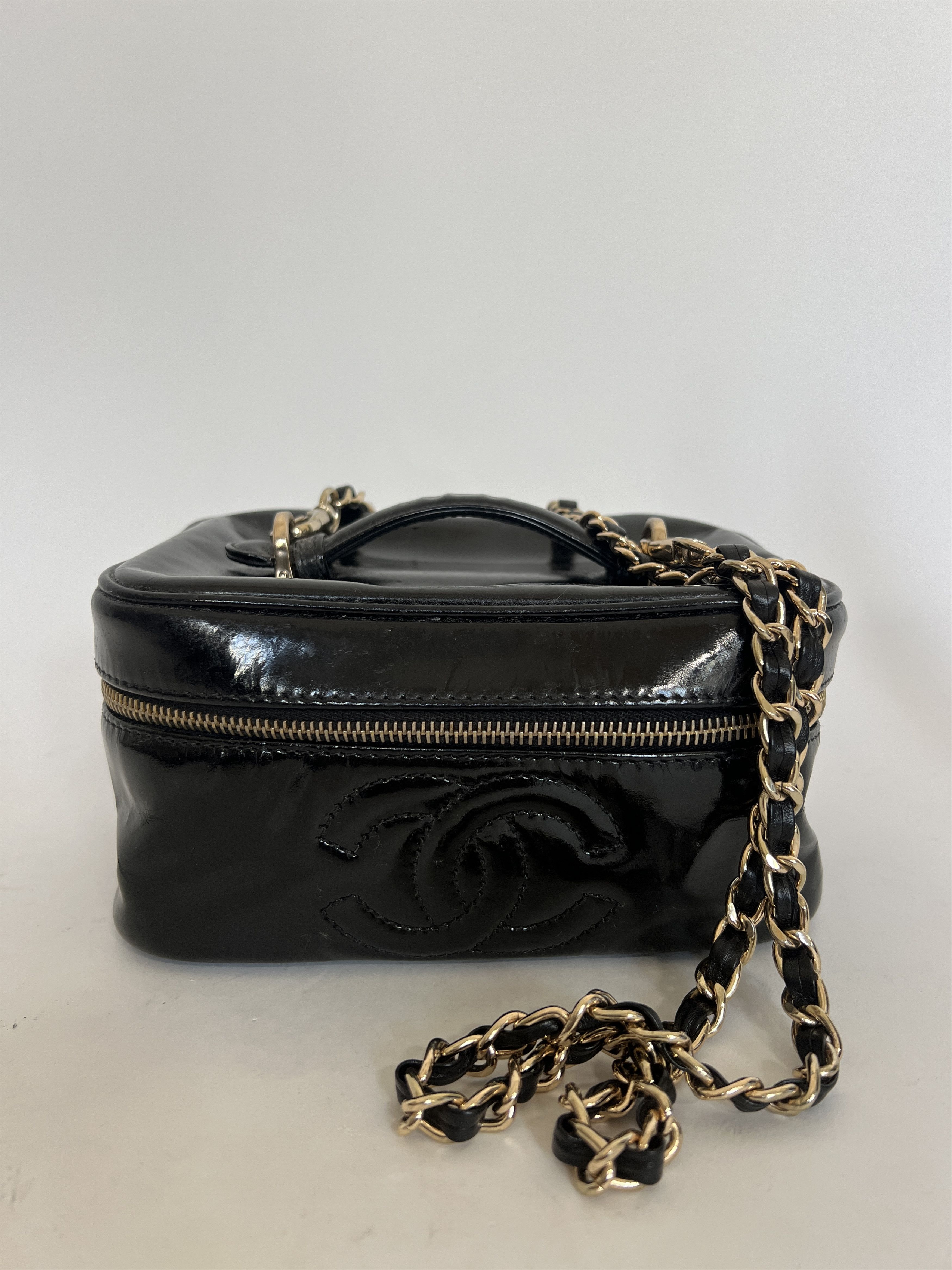 Chanel Chanel Patent Vanity Crossbody Bag Size ONE SIZE - 1 Thumbnail