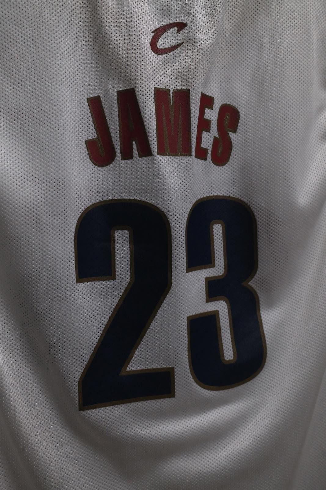Reebok 04' Reebok Cleveland Cavaliers James #23 Basketball Jersey Size US M / EU 48-50 / 2 - 7 Thumbnail