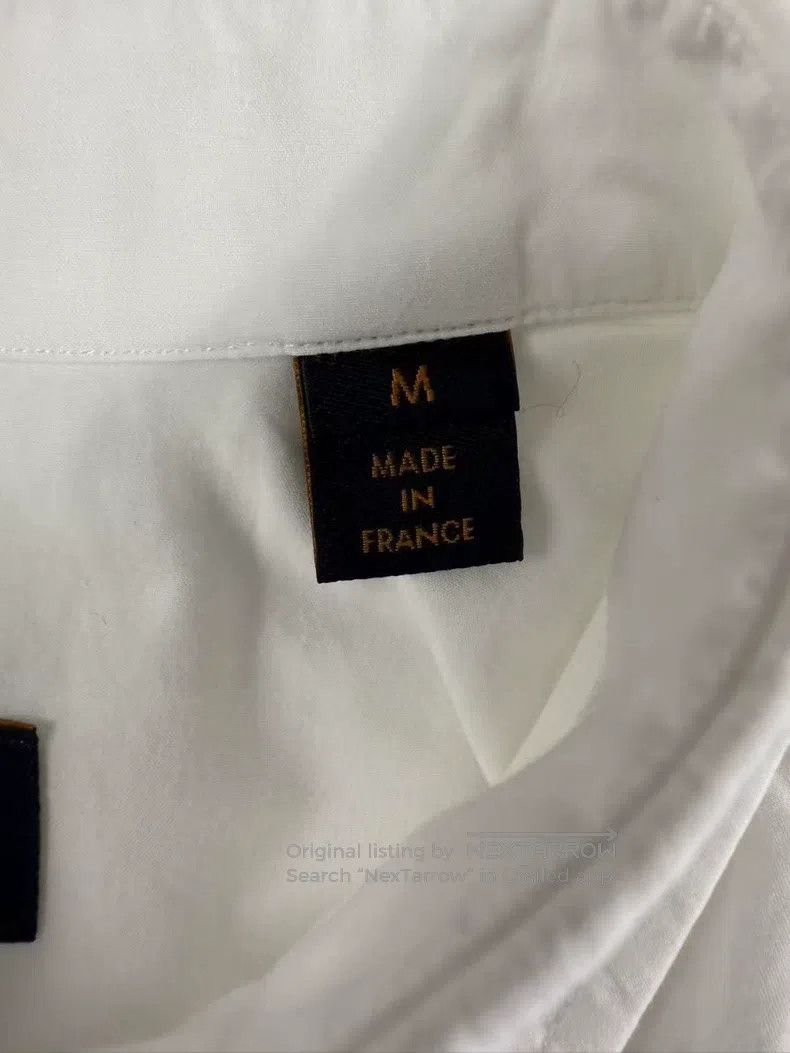 Louis Vuitton Louis Vuitton White printed logo shirt Size US M / EU 48-50 / 2 - 5 Thumbnail