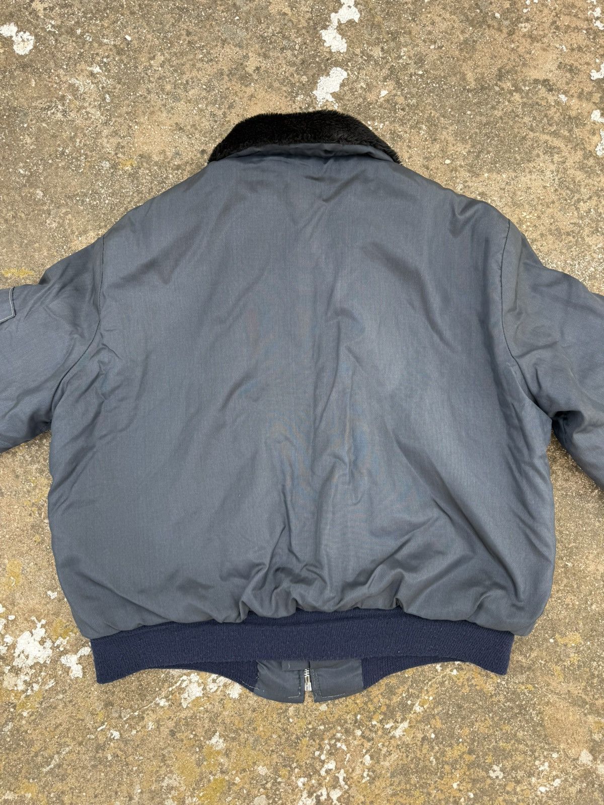 Alpha Industries Vintage Bomber Jacket fur collar Size US S / EU 44-46 / 1 - 2 Thumbnail