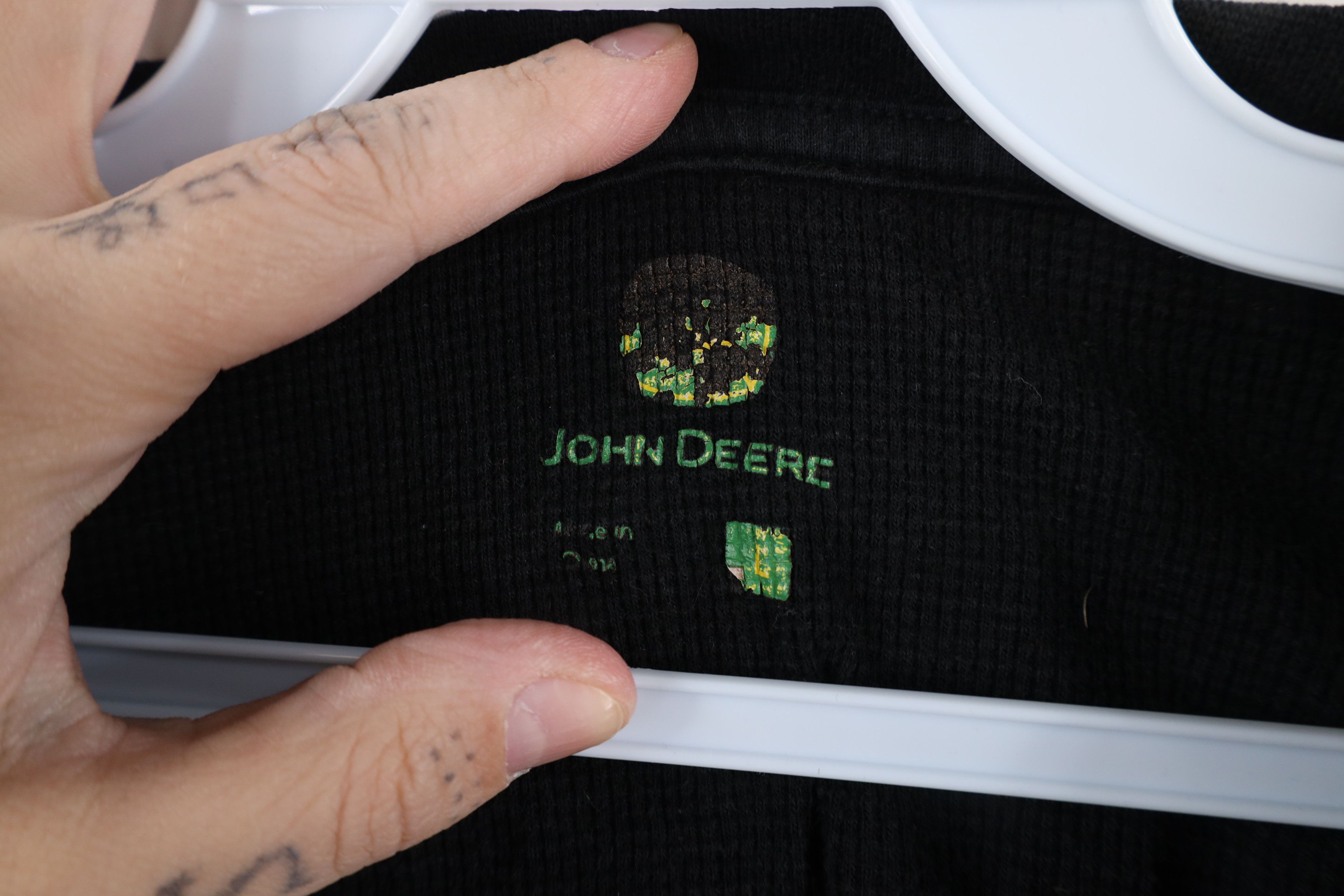 John Deere × Vintage Vintage John Deere Out Thermal Waffle Knit T-Shirt Black Size US L / EU 52-54 / 3 - 9 Thumbnail