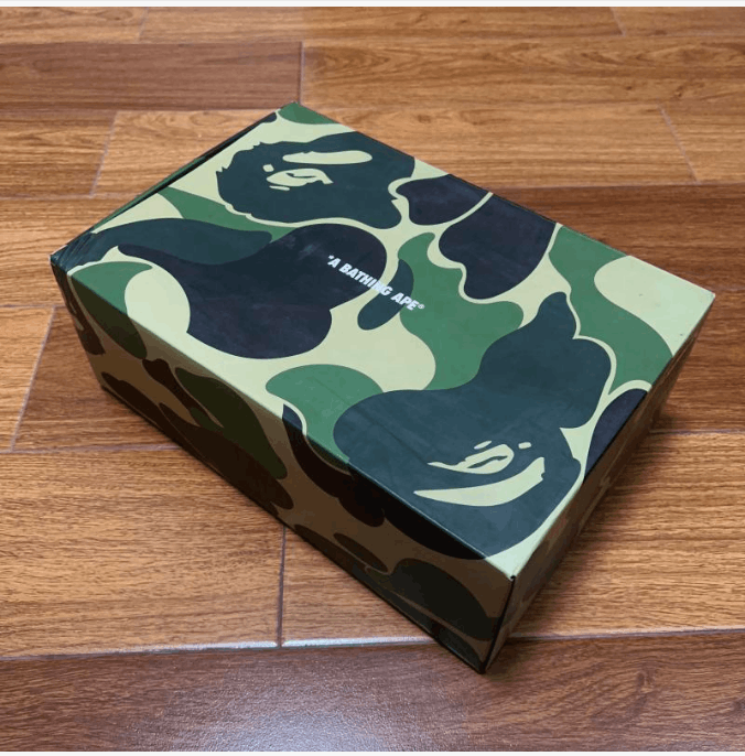 Bape A BATHING APE low-top men's white and green Size US 11 / EU 44 - 9 Thumbnail